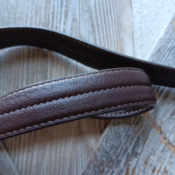 B Makowsky Brown Leather Crossbody  Retail  $280⚘️ - Picture 6 of 14